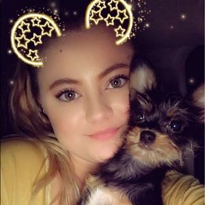 Meet your Posher, Michaella